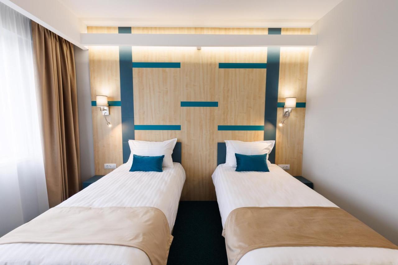 Hotel Yvy Sebeş Extérieur photo