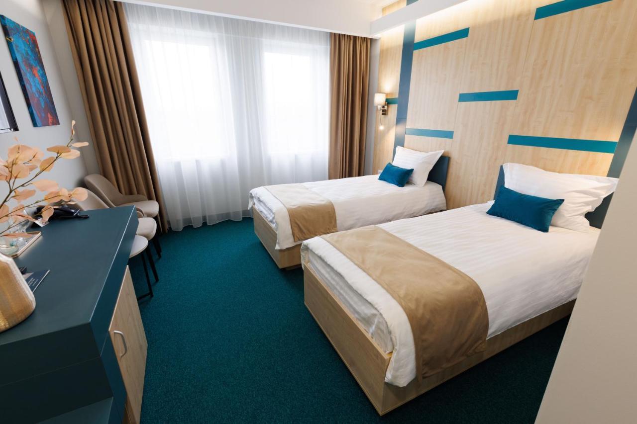 Hotel Yvy Sebeş Extérieur photo