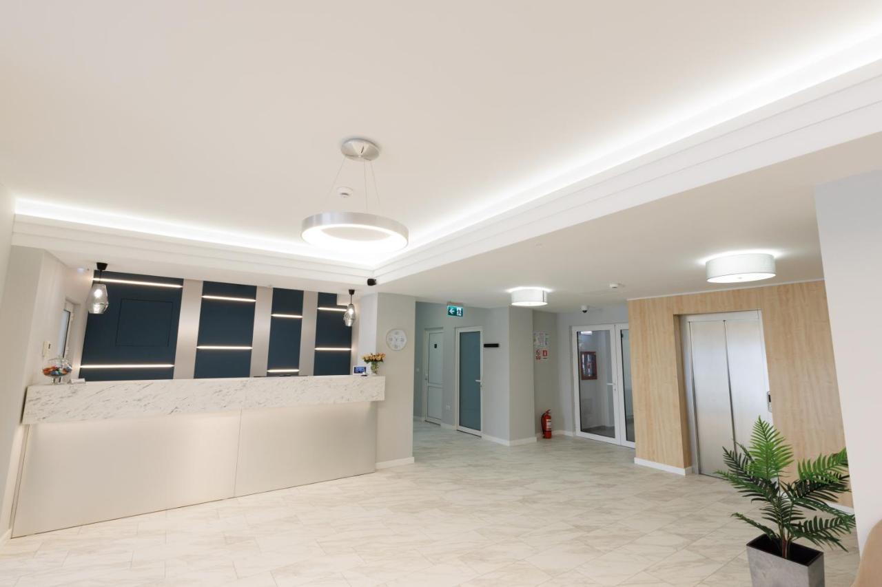 Hotel Yvy Sebeş Extérieur photo