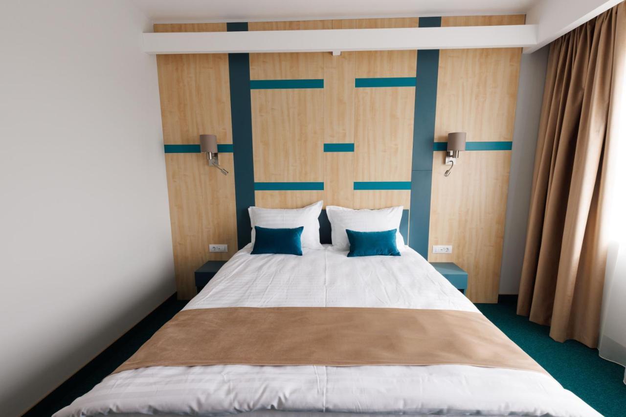 Hotel Yvy Sebeş Extérieur photo